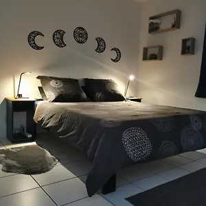 Apartment A 1 Minute Du, Annecy
